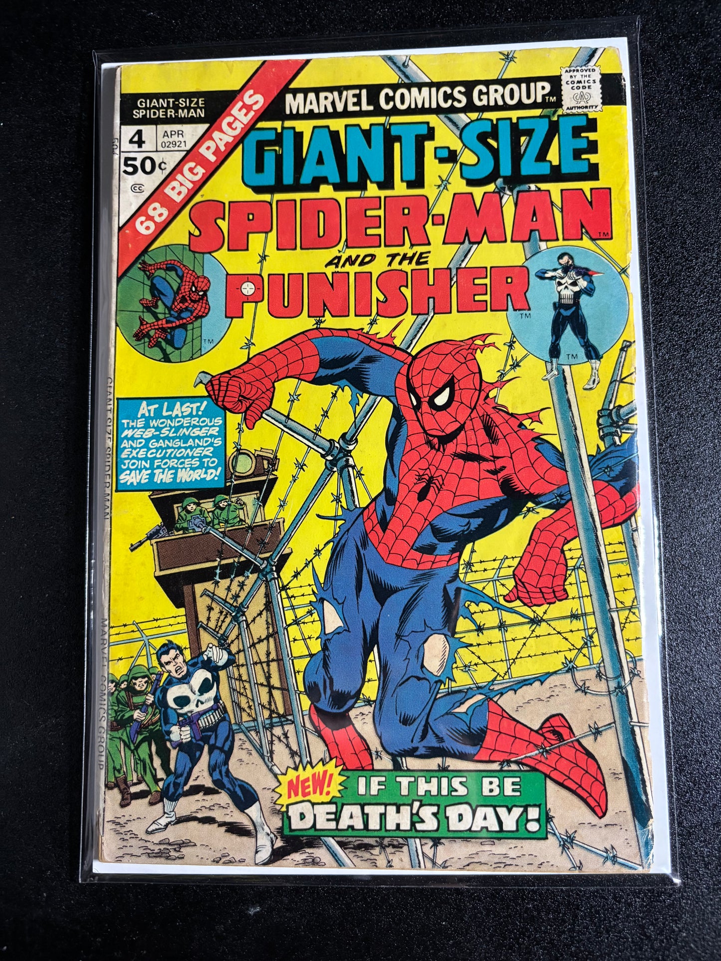 Giant-Size Spider-Man and The Punisher #4 – Marvel Comics (1975)